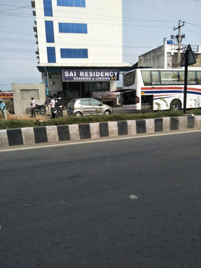 Sairam Residency Hotell Tirupati Exteriör bild